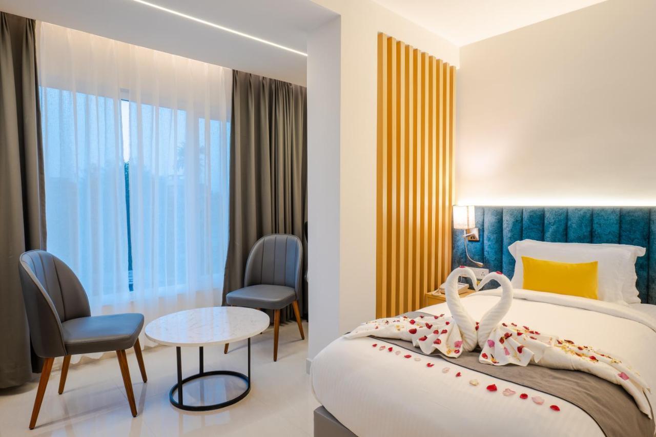 Clubway Grand A Boutique Hotel Jorhat Luaran gambar