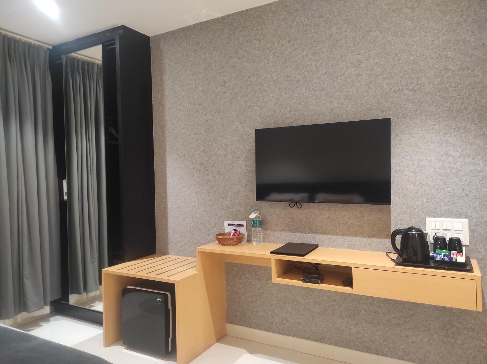Clubway Grand A Boutique Hotel Jorhat Luaran gambar